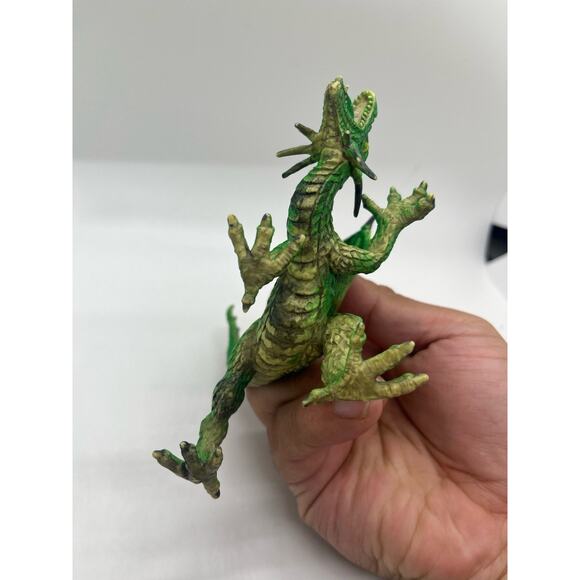 Green Forest Dragon Fantasy Figure - Jurassic Fun Toys - Picture 6 of 6